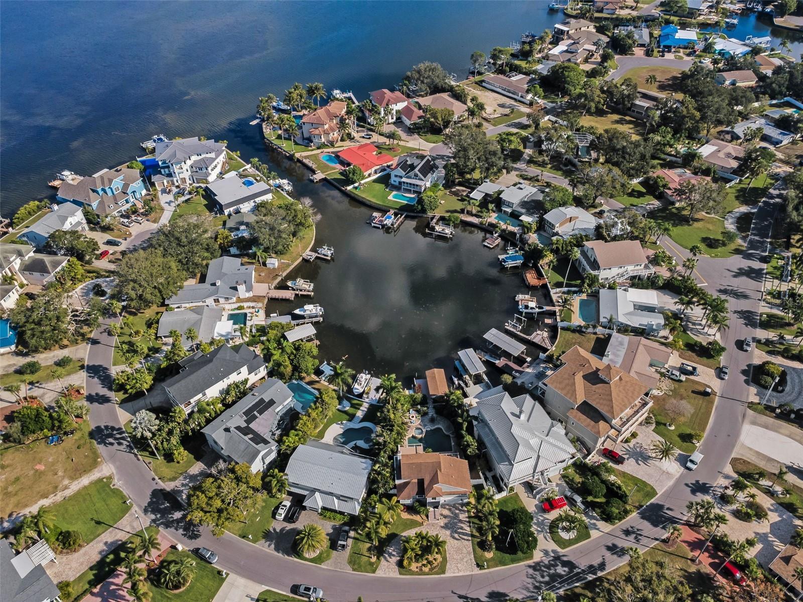 110 CARLYLE CIR, PALM HARBOR, FL — photo 78