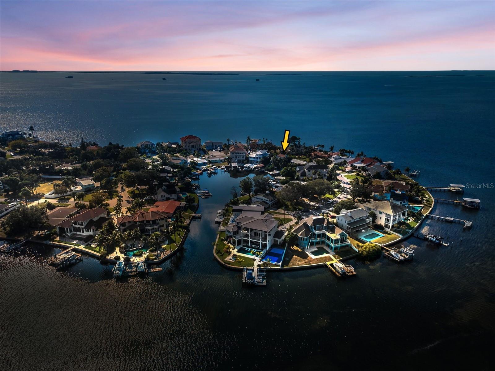 110 CARLYLE CIR, PALM HARBOR, FL — photo 86