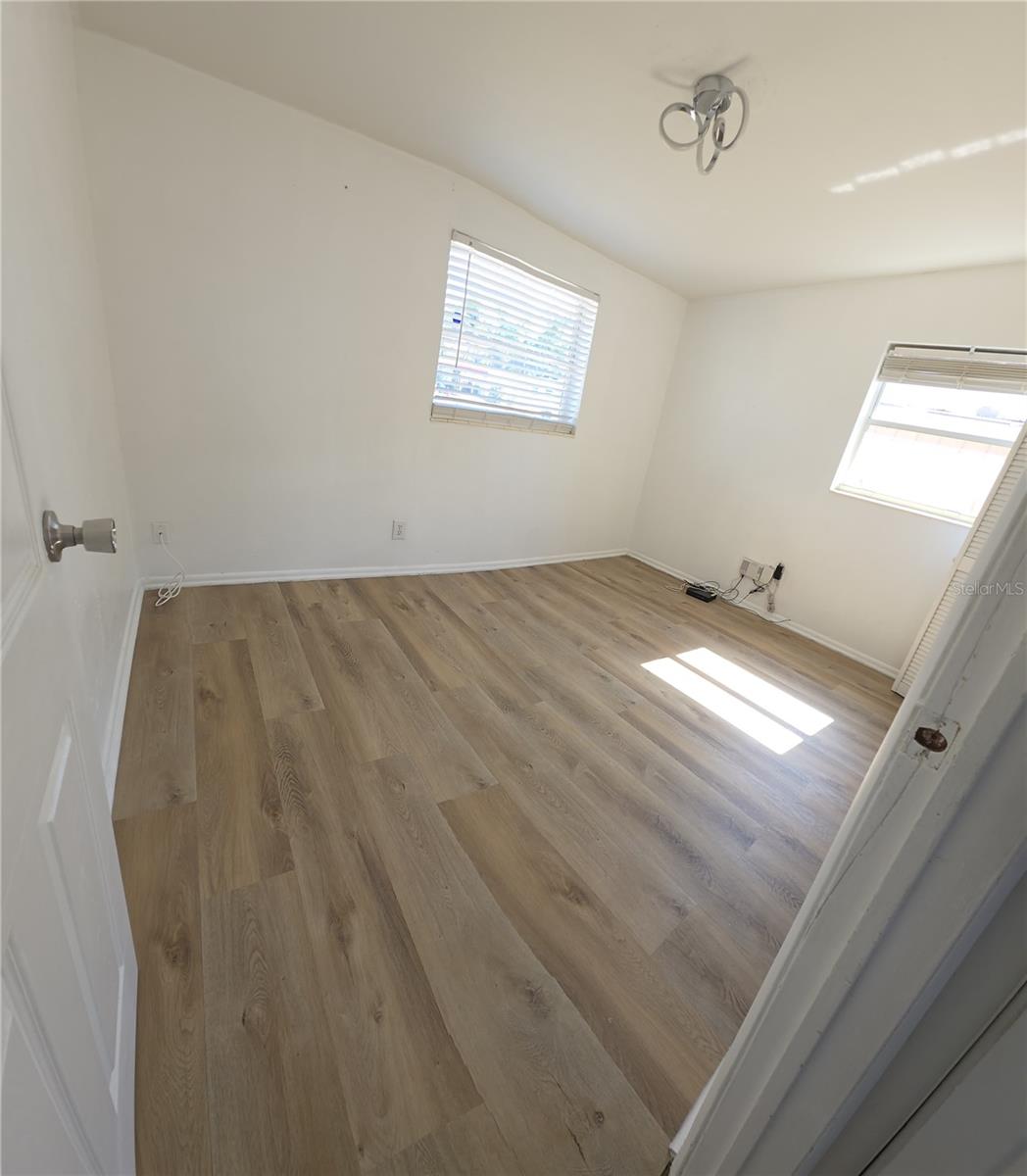 6813 TUTTLE ST, TAMPA, FL — photo 9