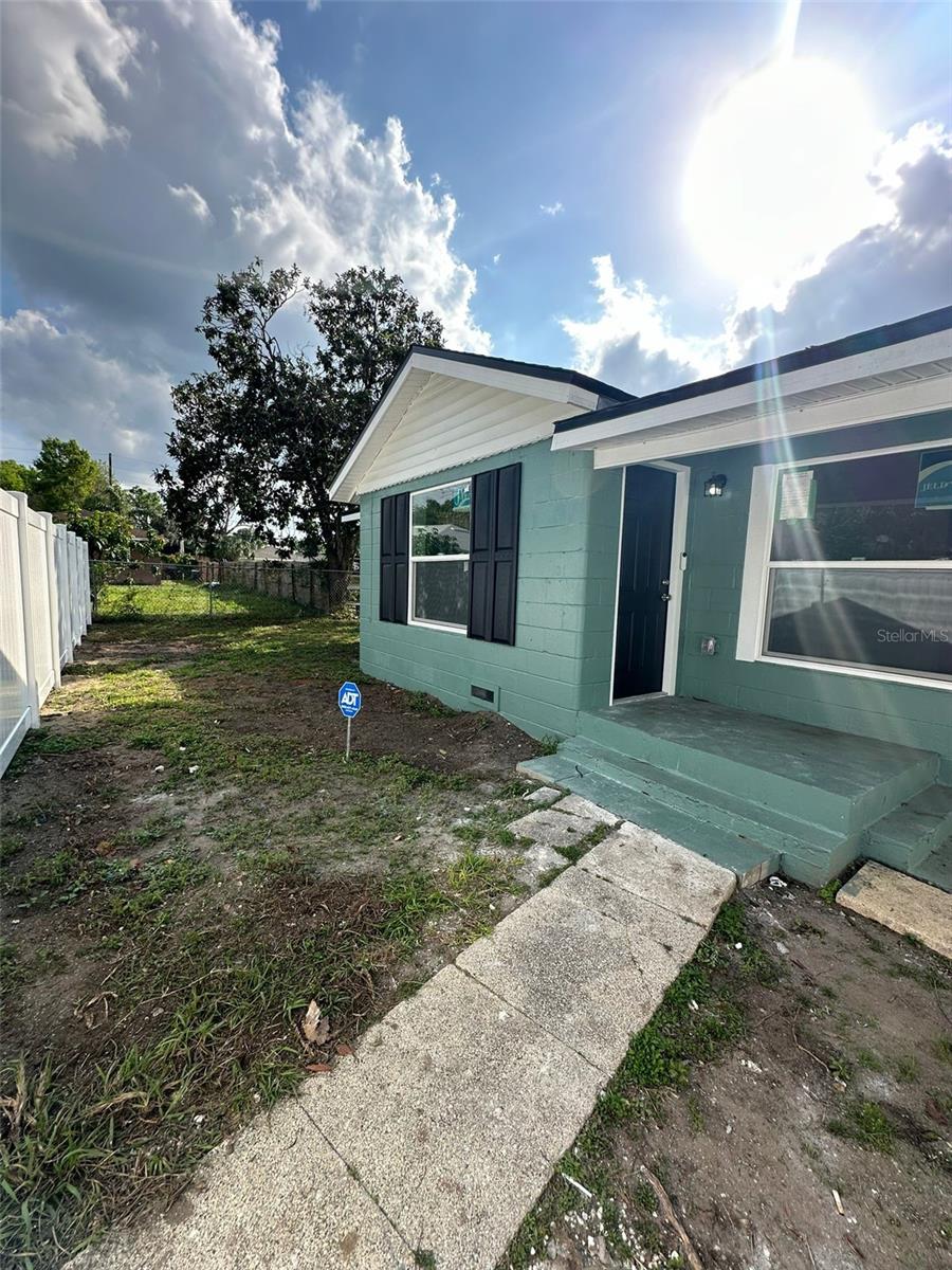 2015 1/2 LAUREL ST, BARTOW, FL
