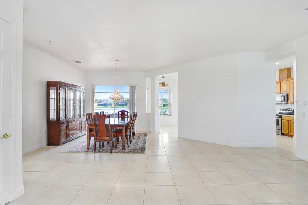 699 GLENDORA RD, KISSIMMEE, FL — photo 31