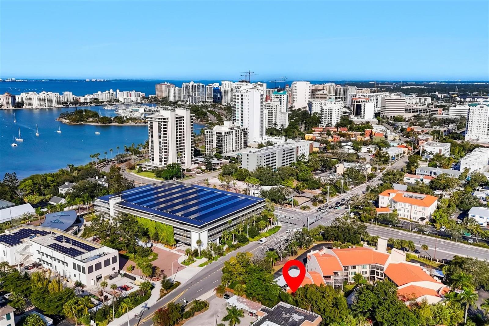 800 HUDSON AVE #106, SARASOTA, FL — photo 2