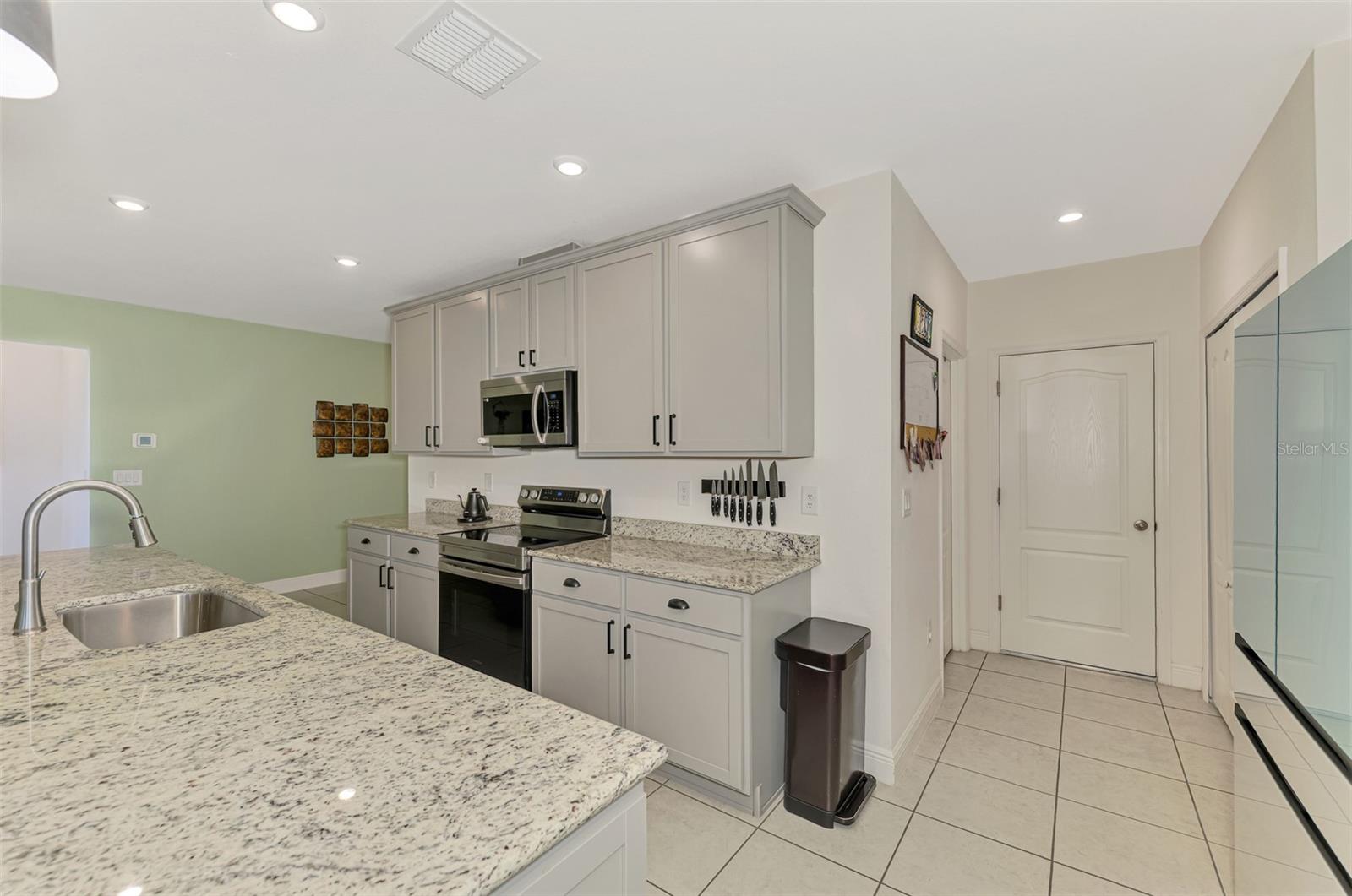 25889 AYSEN DR, PUNTA GORDA, FL — photo 14