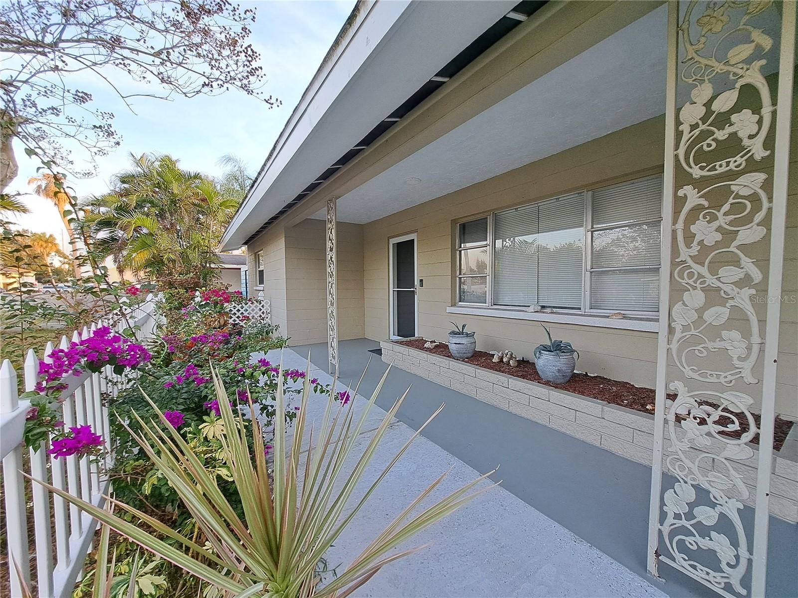 4530 19TH STREET CIR W, BRADENTON, FL — photo 2
