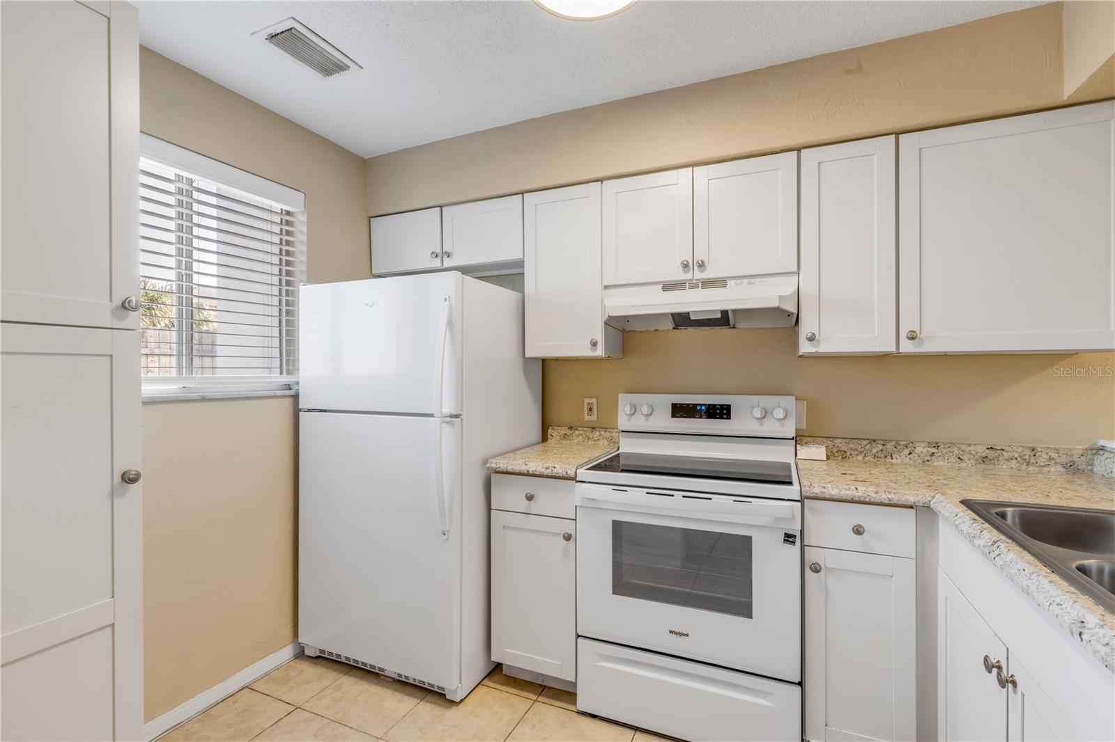 410 BUTLER BLVD, DAYTONA BEACH, FL — photo 7