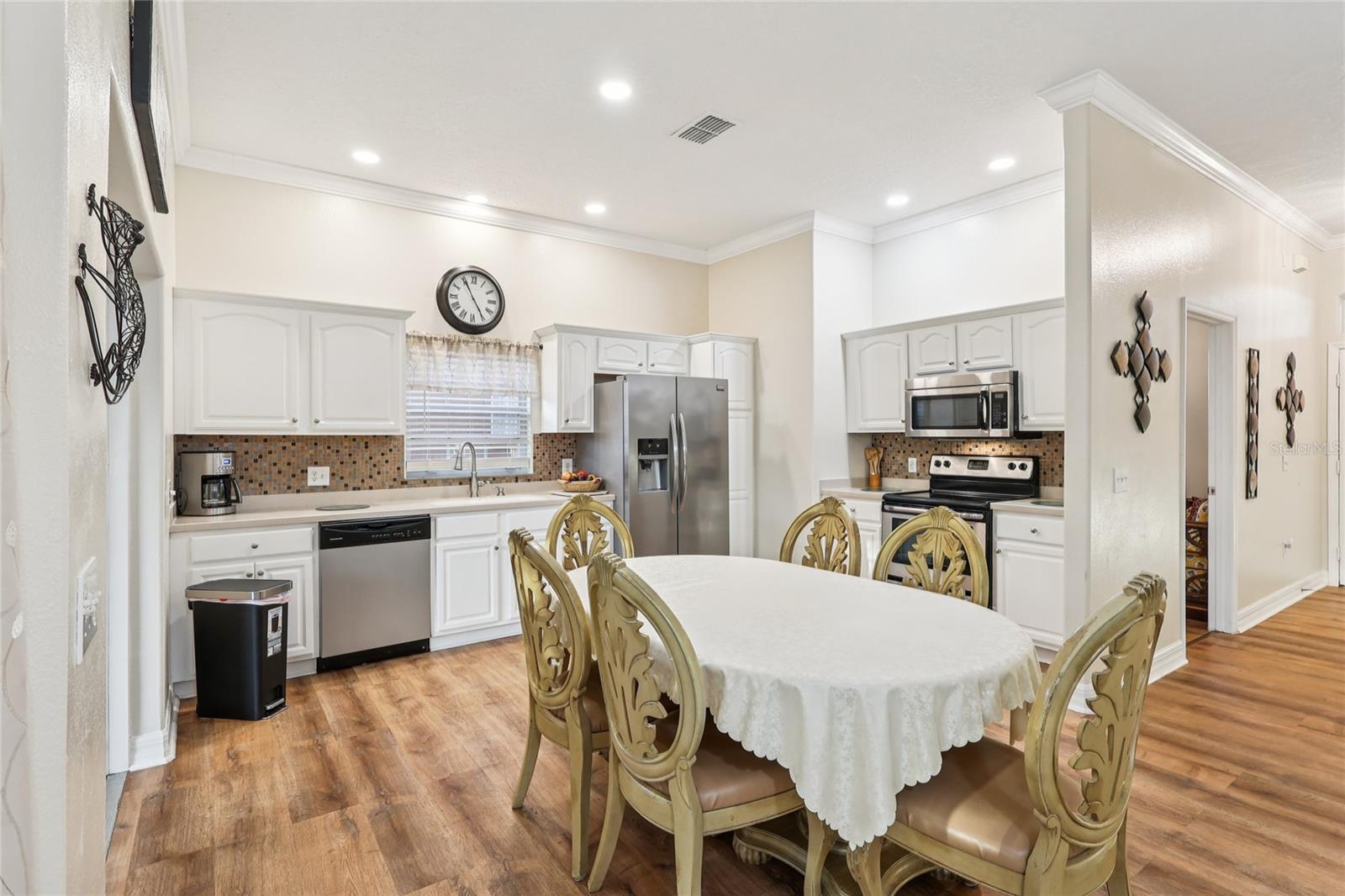215 VISTA DRIVE, DAVENPORT, FL — photo 11