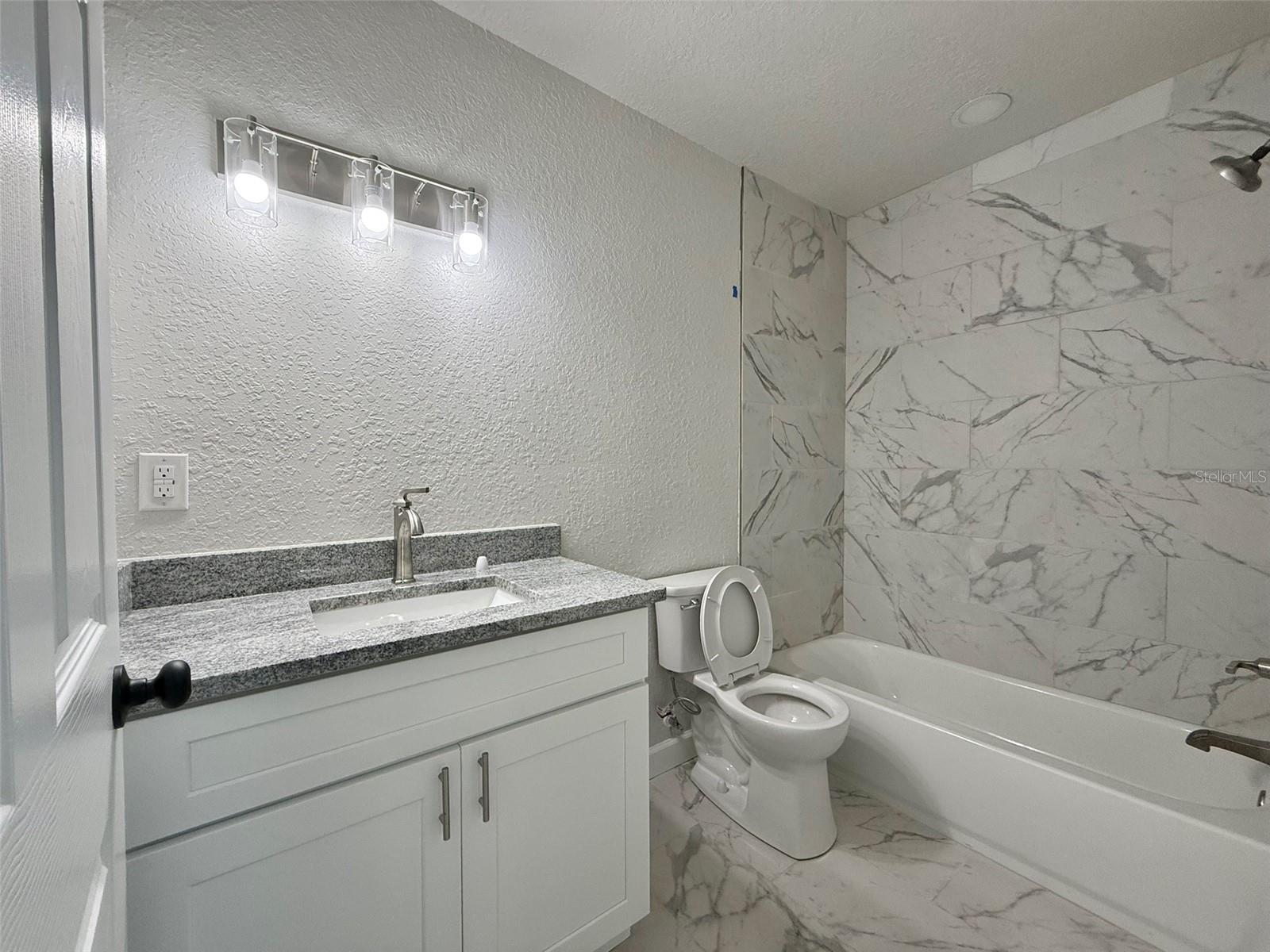 1030 SE 18TH TER, GAINESVILLE, FL — photo 4