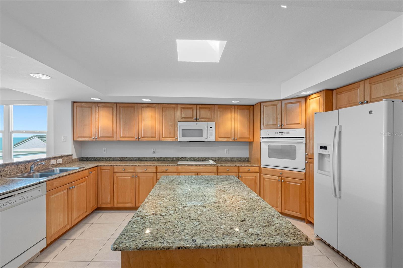 16326 GULF BLVD #510, REDINGTON BEACH, FL — photo 9