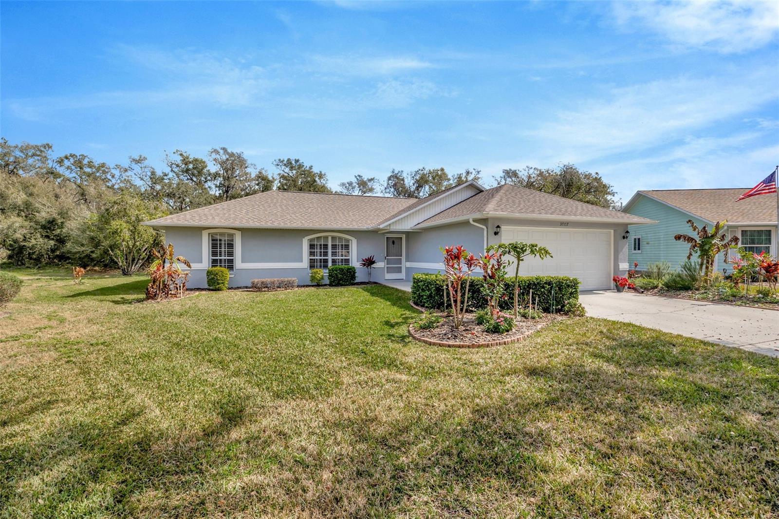 37157 FOXRUN PL, ZEPHYRHILLS, FL — photo 2