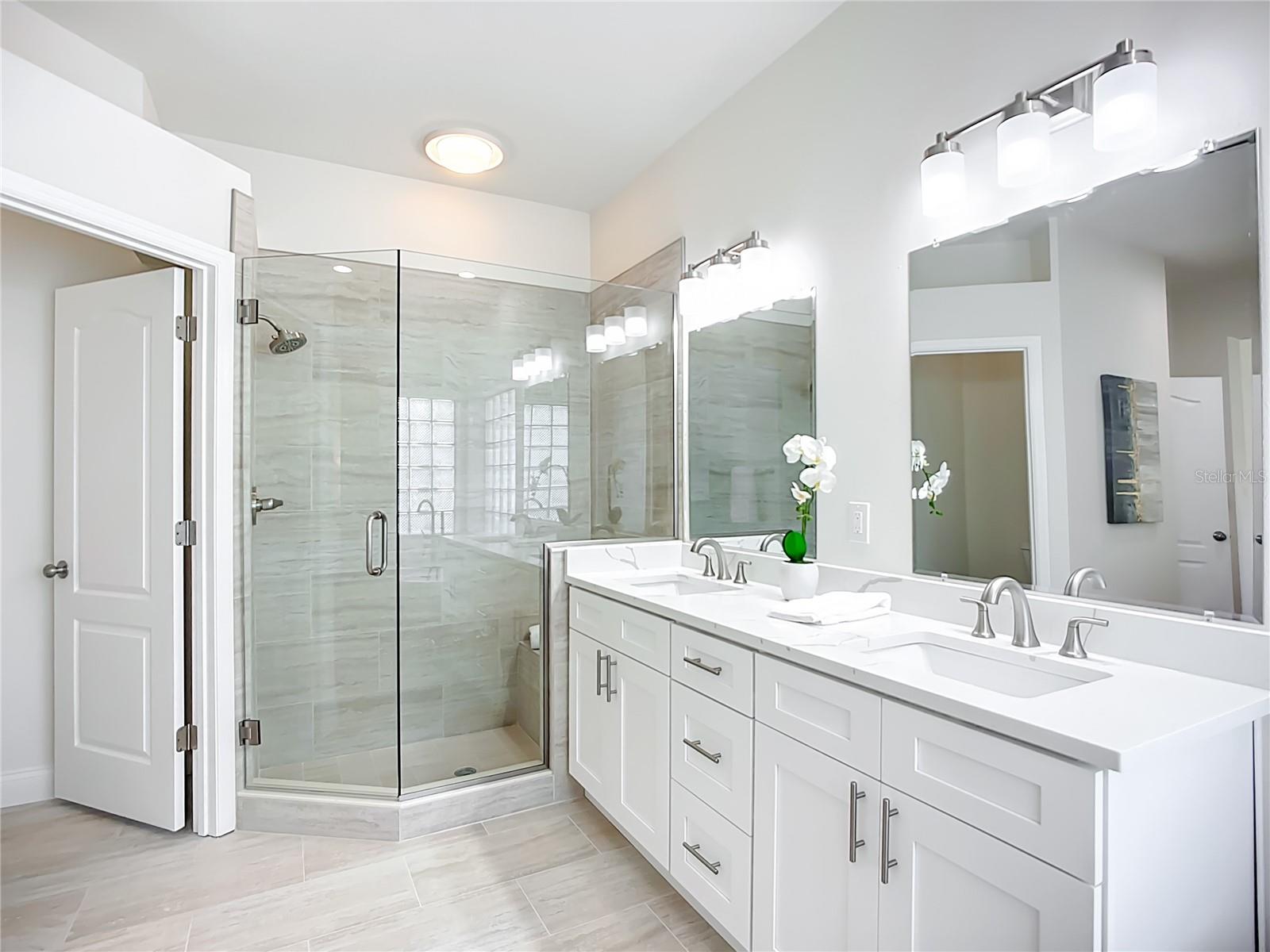 2960 SANDRINGHAM PL, SARASOTA, FL — photo 17
