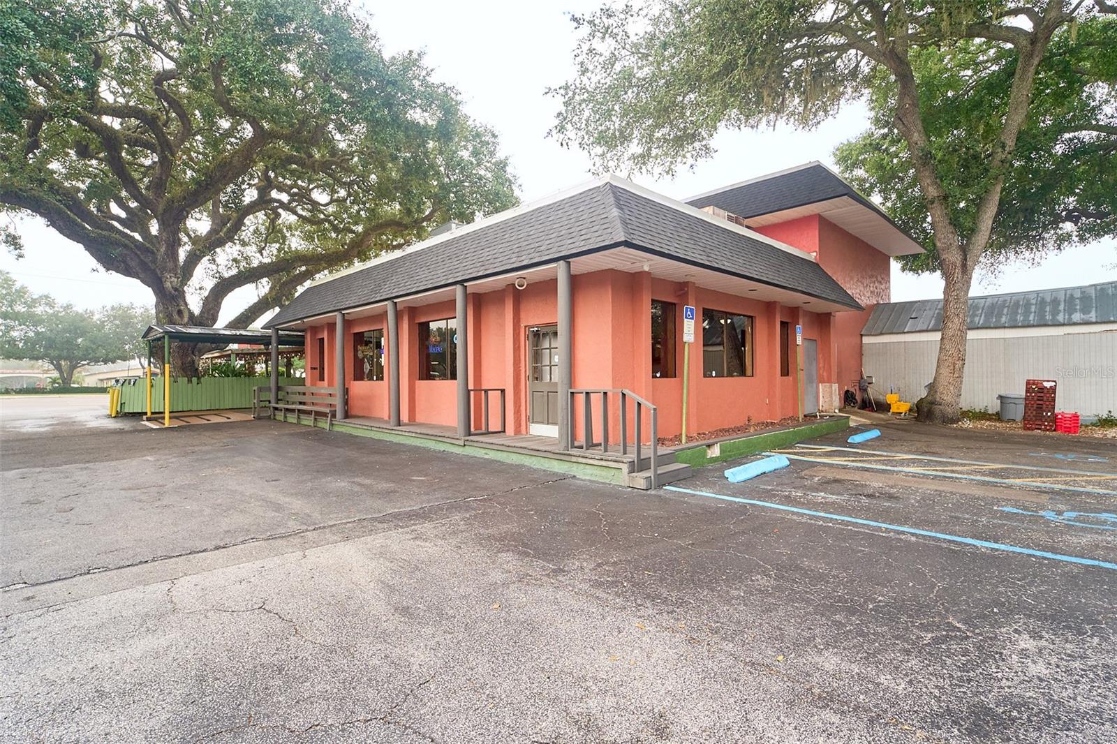 706 E BRANDON BLVD, BRANDON, FL — photo 4