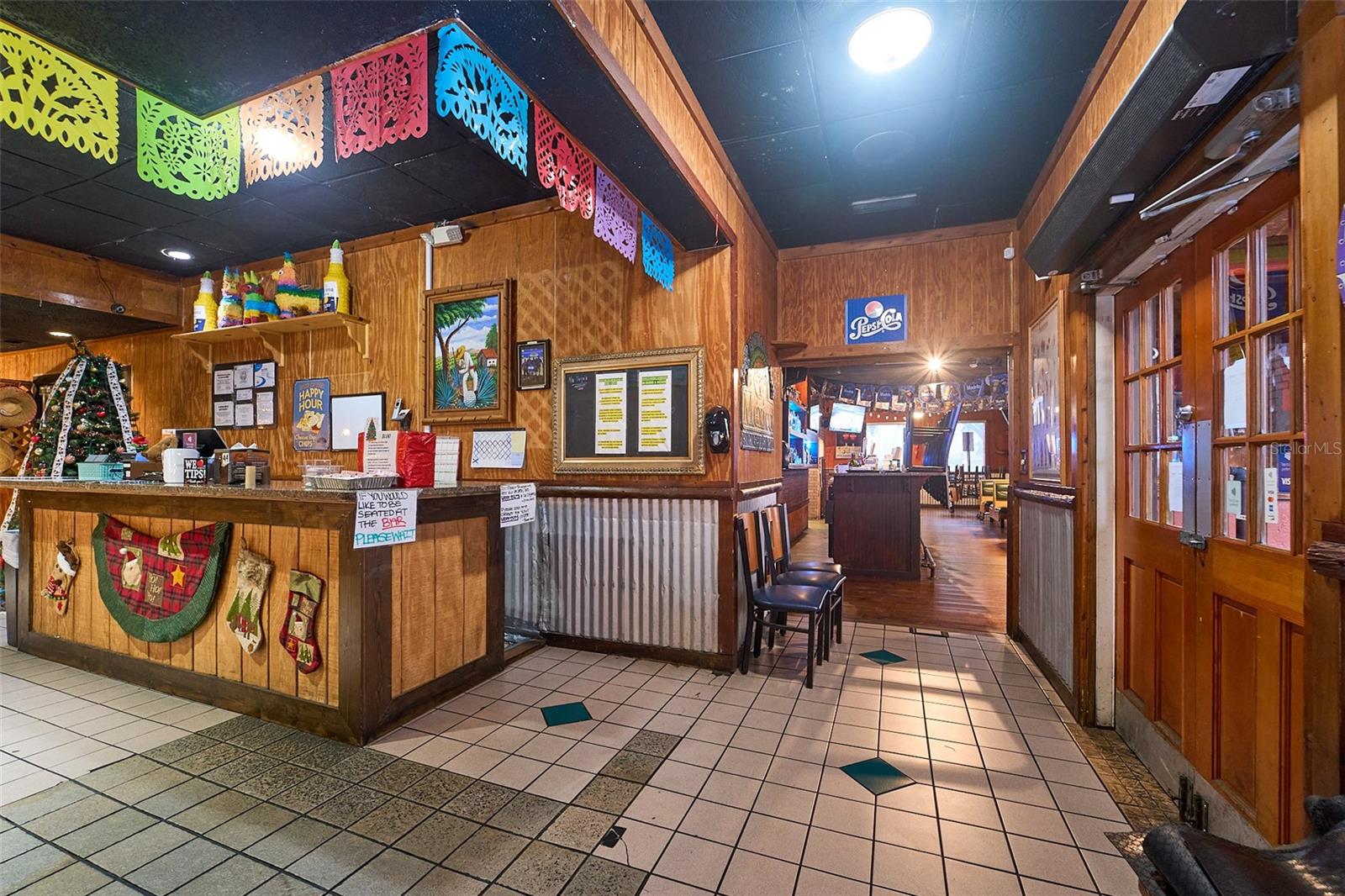706 E BRANDON BLVD, BRANDON, FL — photo 9