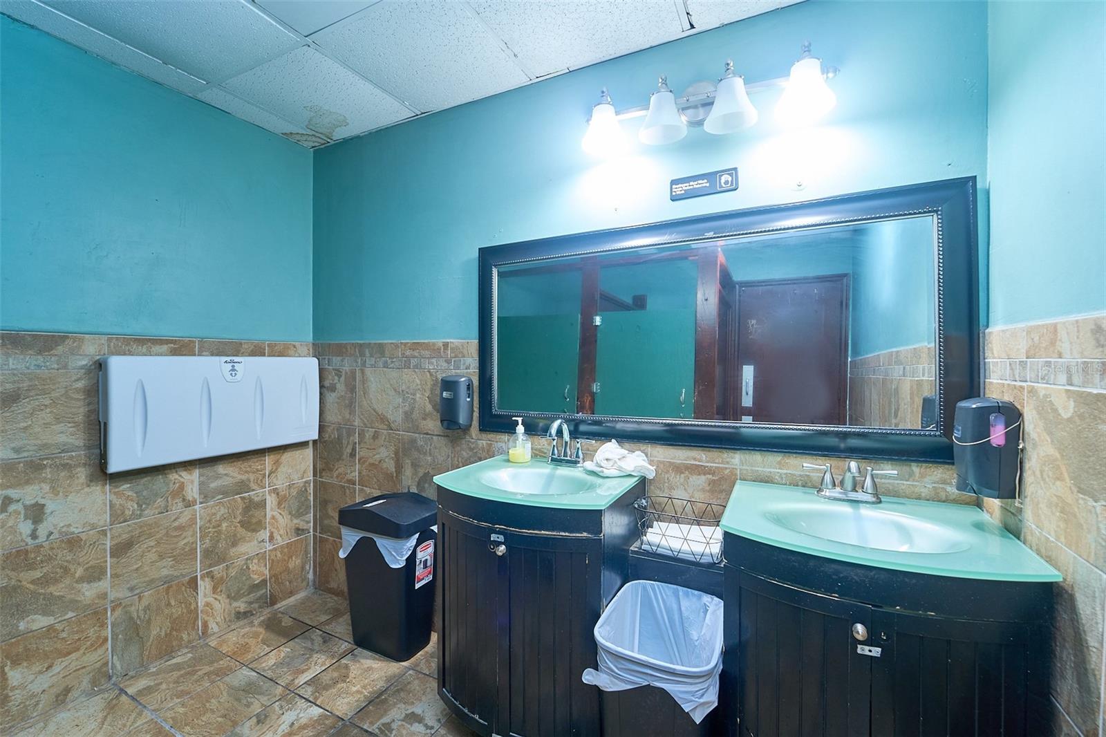 706 E BRANDON BLVD, BRANDON, FL — photo 20