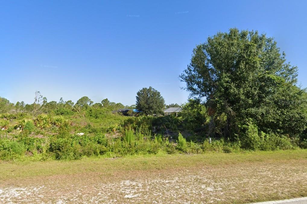 15 PONCE DE LEON BLVD, NORTH PORT, FL