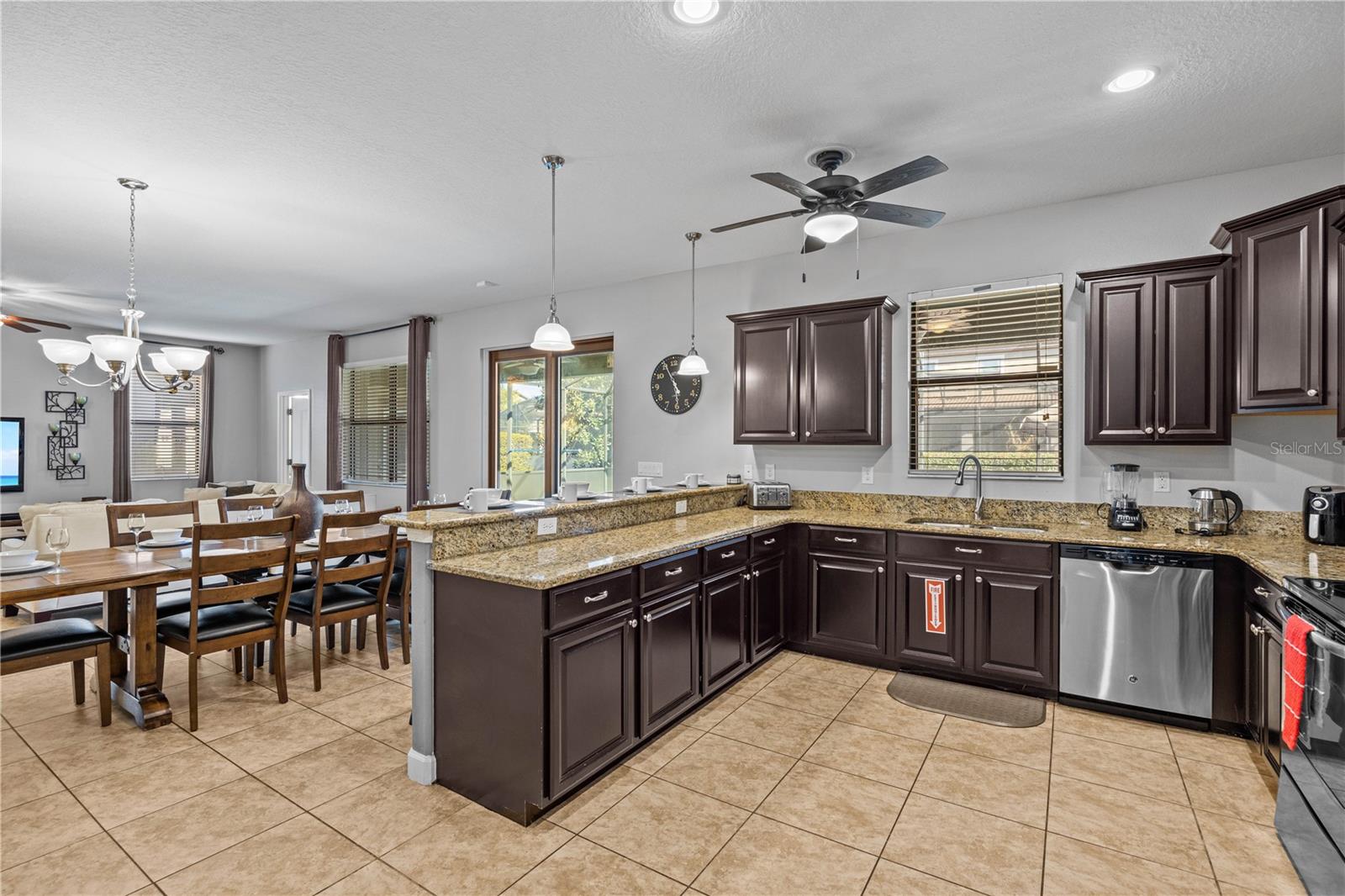 9117 EL CARO LN, DAVENPORT, FL — photo 10