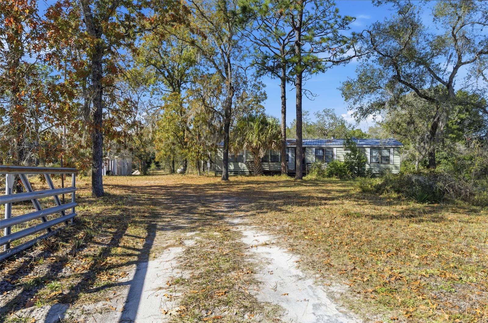 8045 INDIAN TRAIL RD, WEEKI WACHEE, FL — photo 42