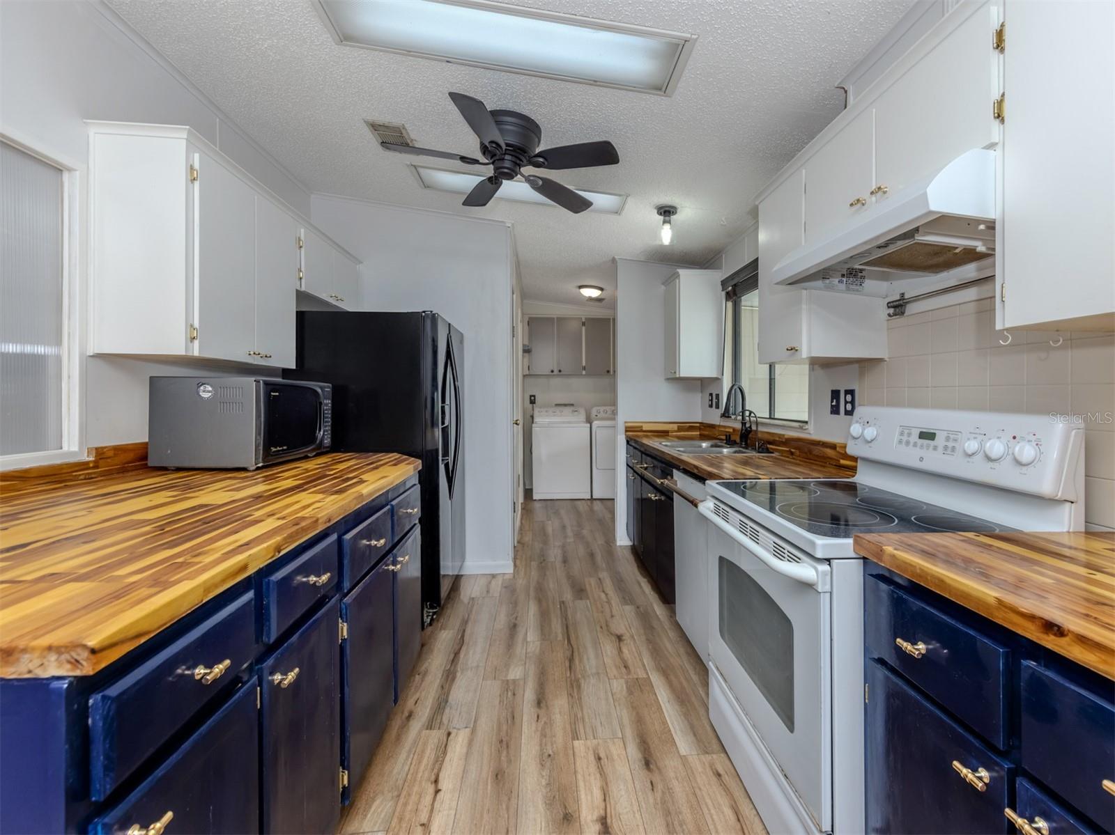 397 CATAMARAN CT, NORTH PORT, FL — photo 11
