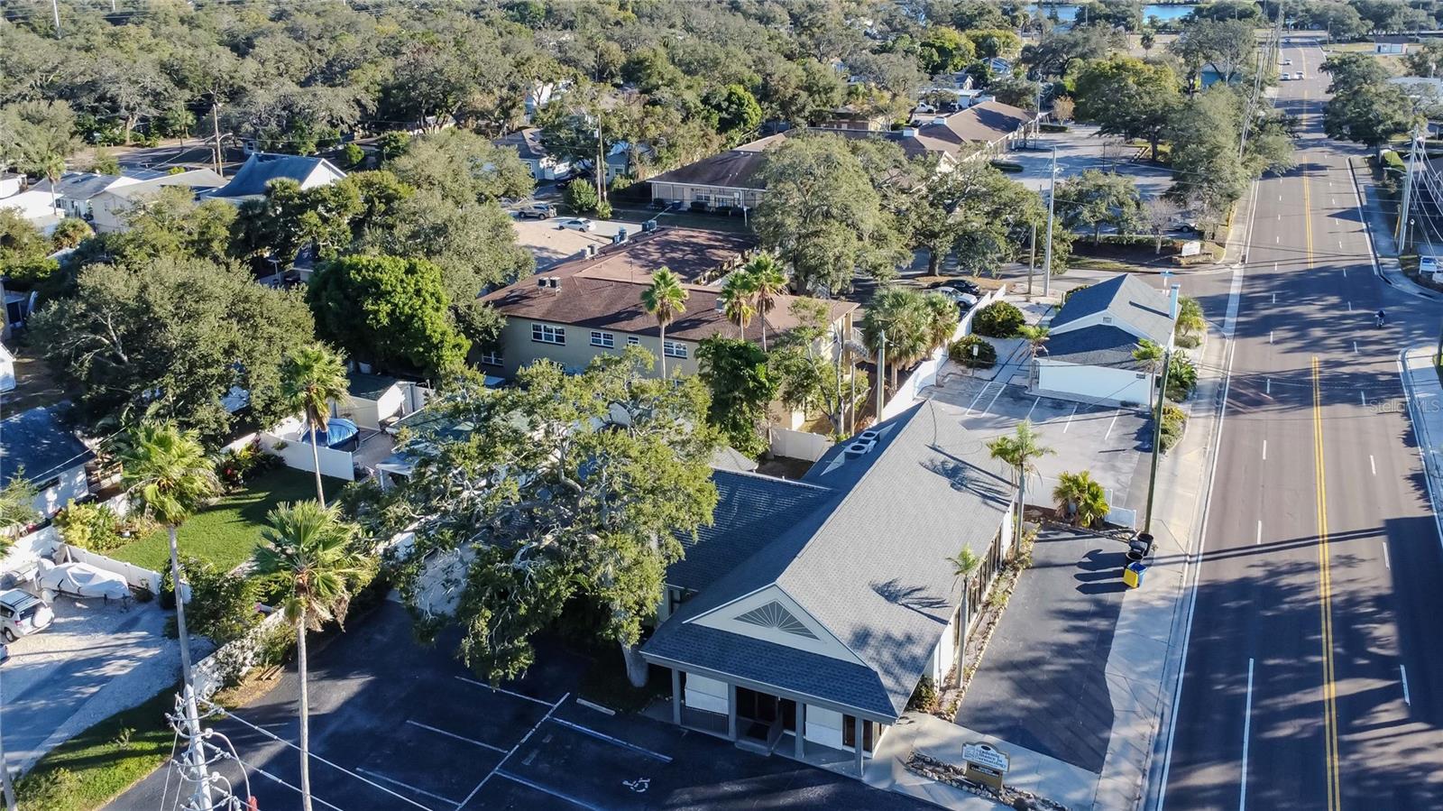 1201 S MYRTLE AVE, CLEARWATER, FL — photo 2