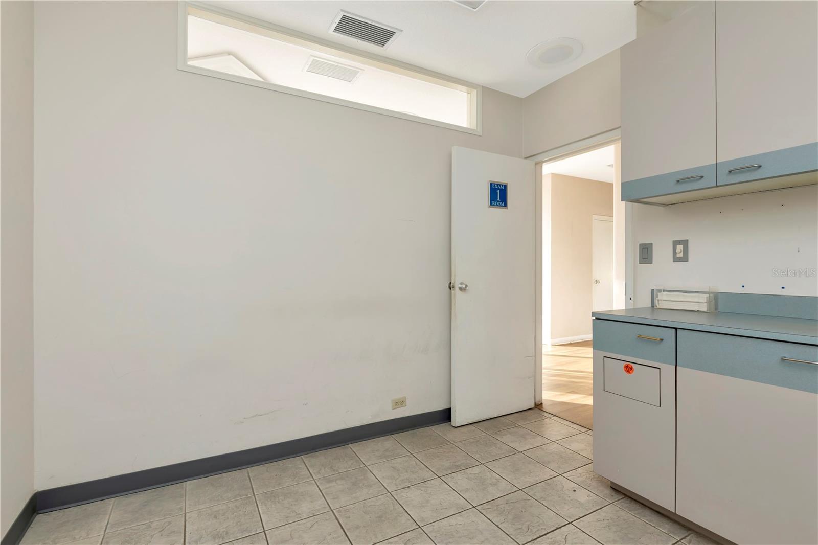 1201 S MYRTLE AVE, CLEARWATER, FL — photo 16