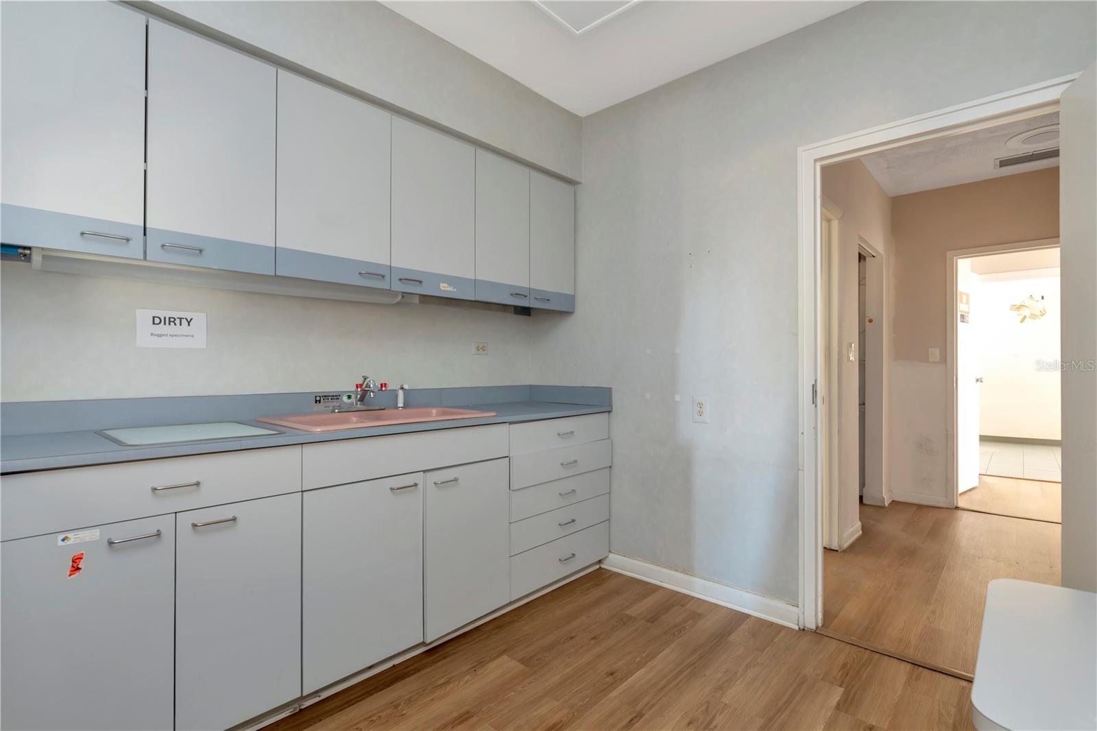 1201 S MYRTLE AVE, CLEARWATER, FL — photo 27