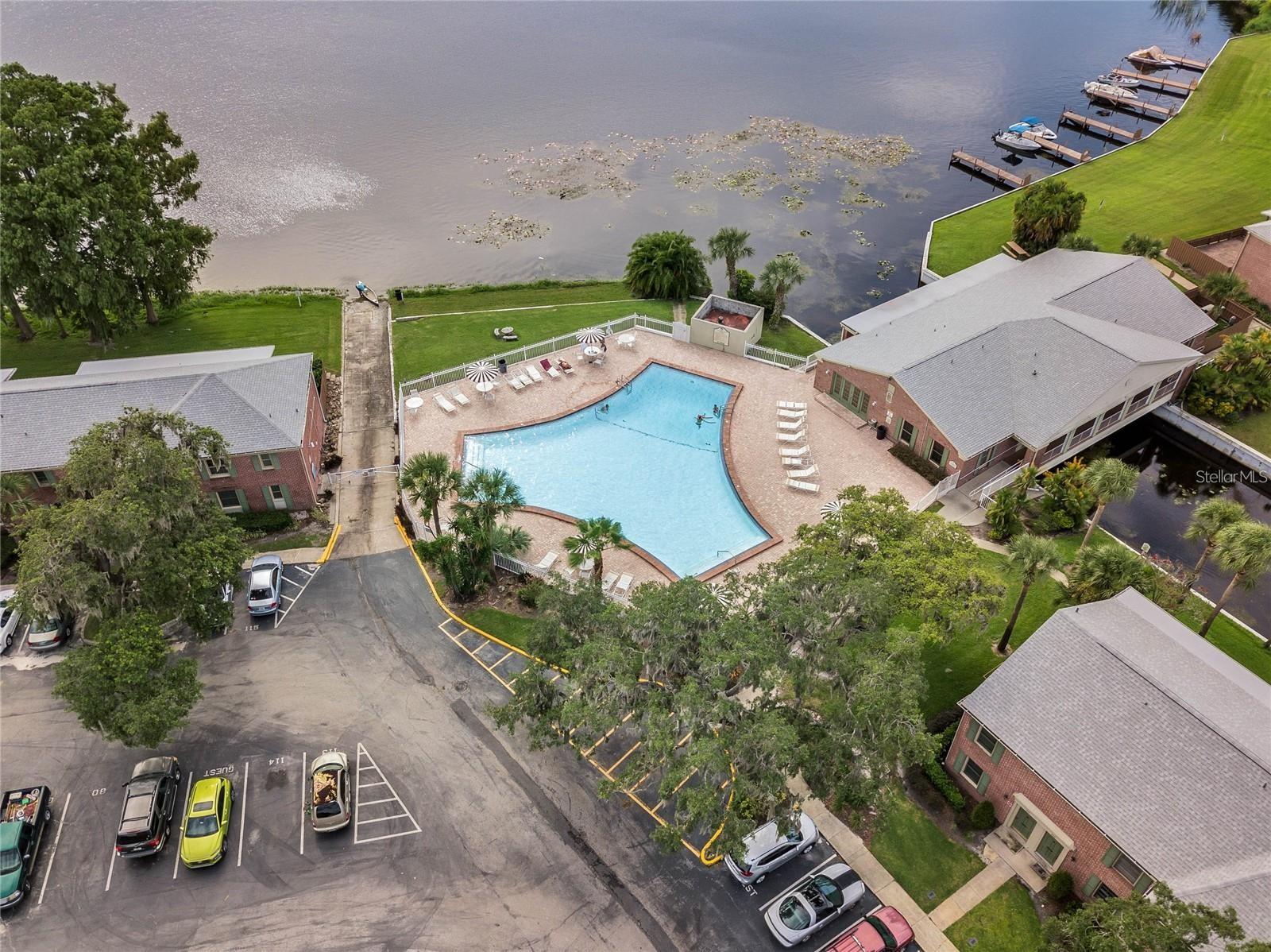 520 GEORGETOWN DR, CASSELBERRY, FL