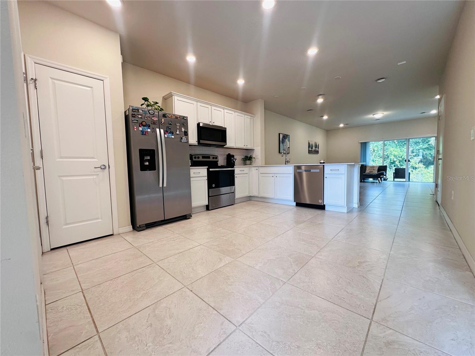 4617 SPARKLING SHELL AVE, KISSIMMEE, FL — photo 4