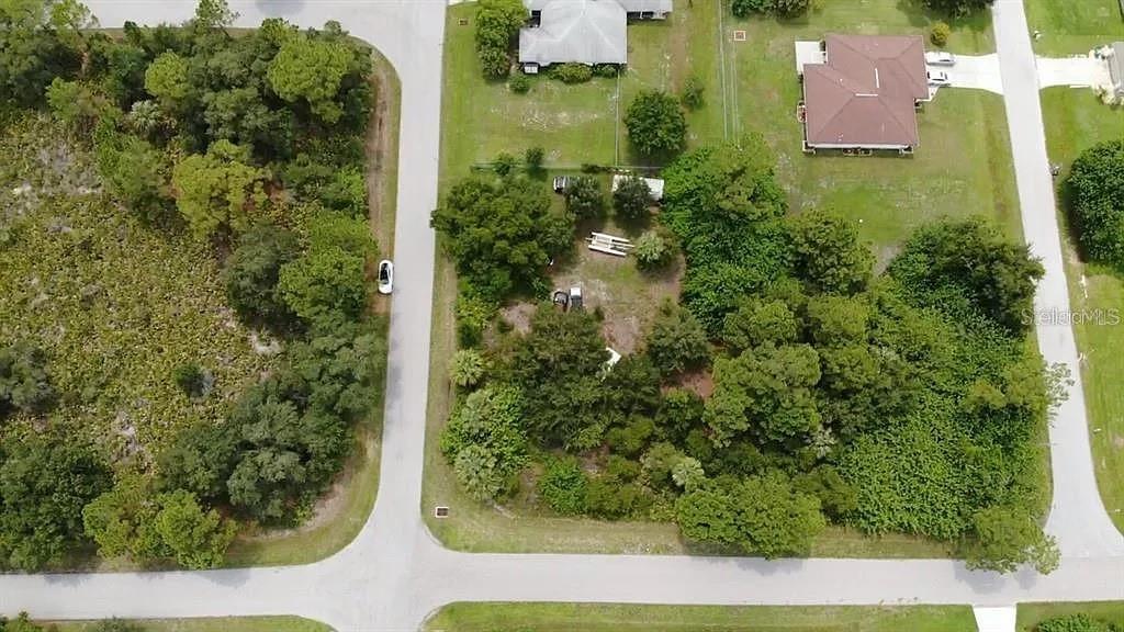 21360 WICKER AVE, PORT CHARLOTTE, FL — photo 2