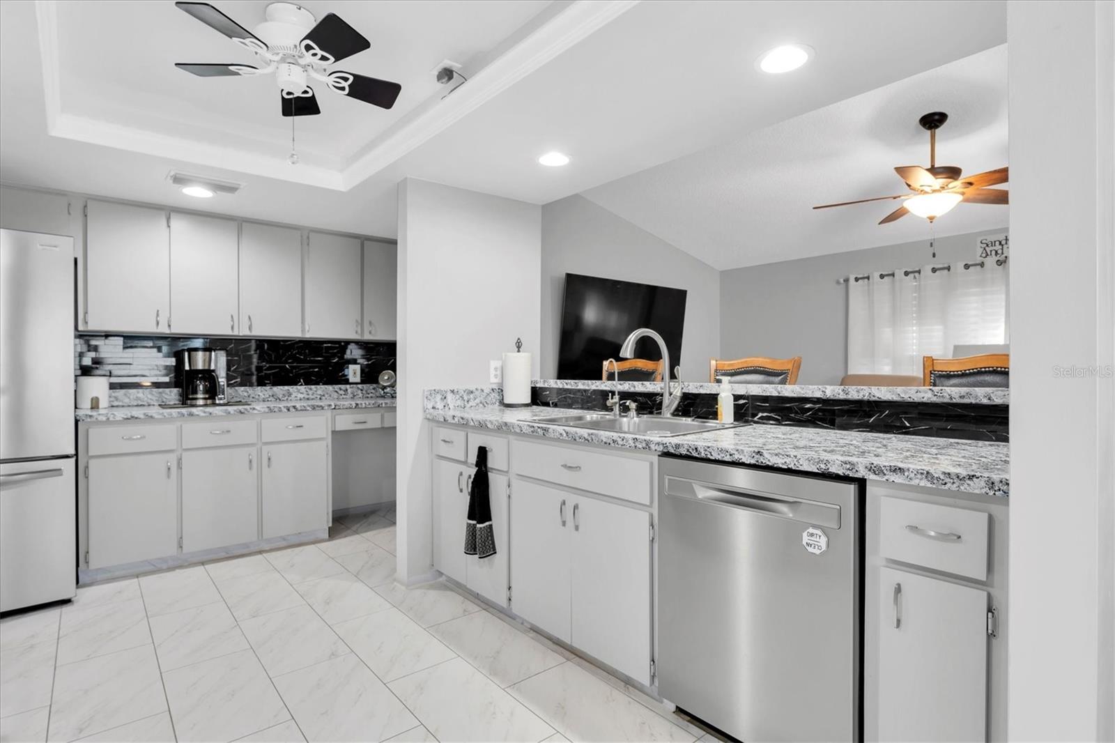 7099 POND VIEW CT, SPRING HILL, FL — photo 12