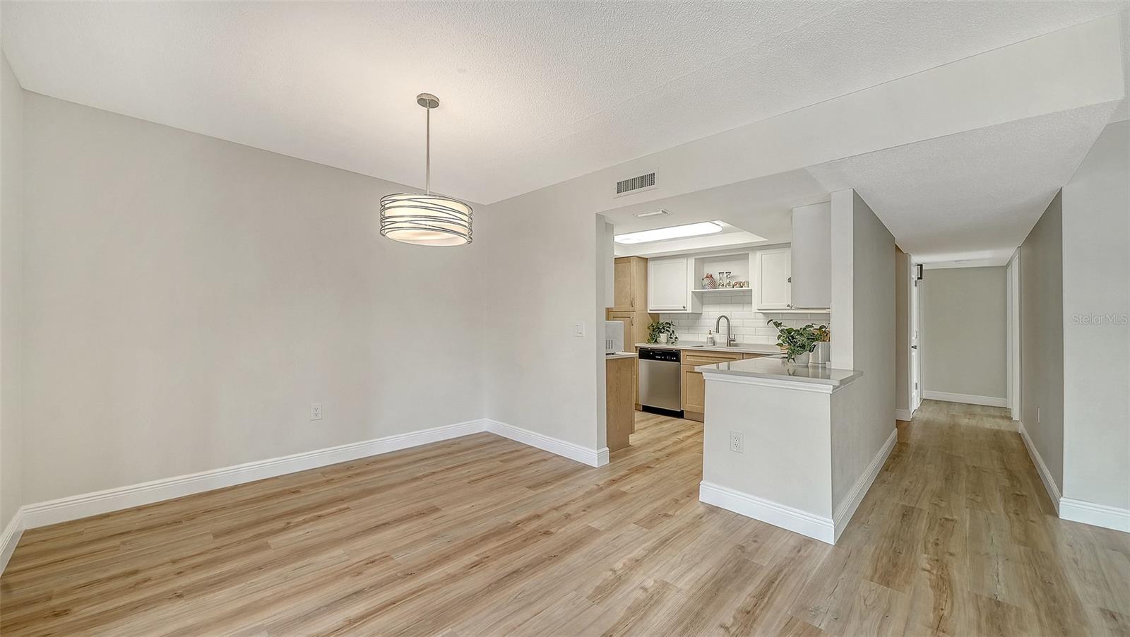 101 WHISPERING SANDS DR #107, SARASOTA, FL — photo 22