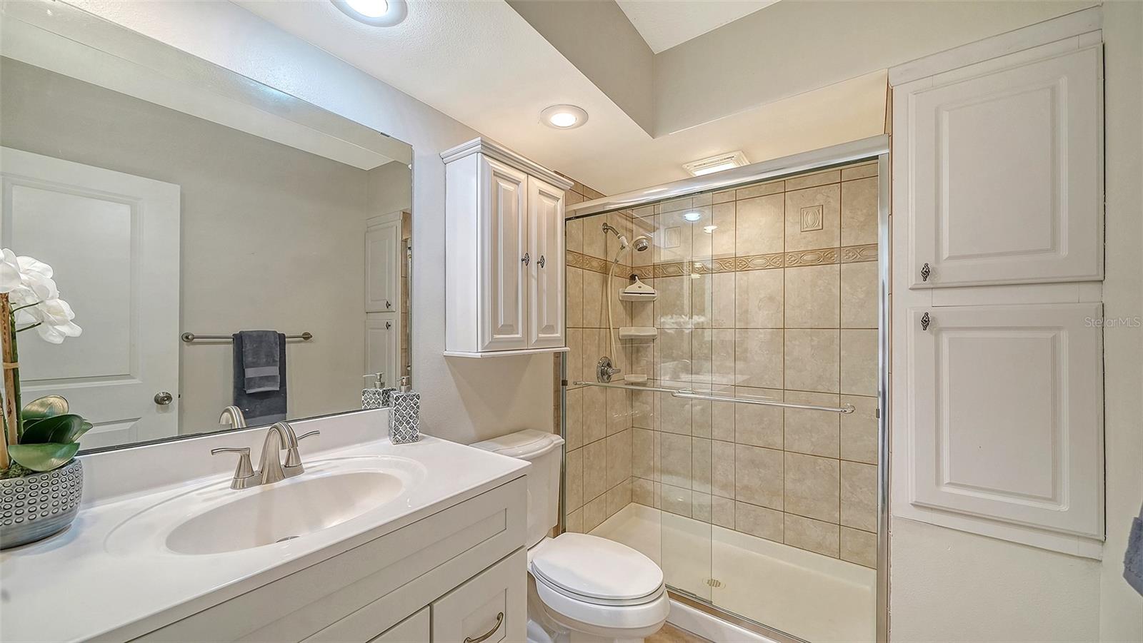 101 WHISPERING SANDS DR #107, SARASOTA, FL — photo 32