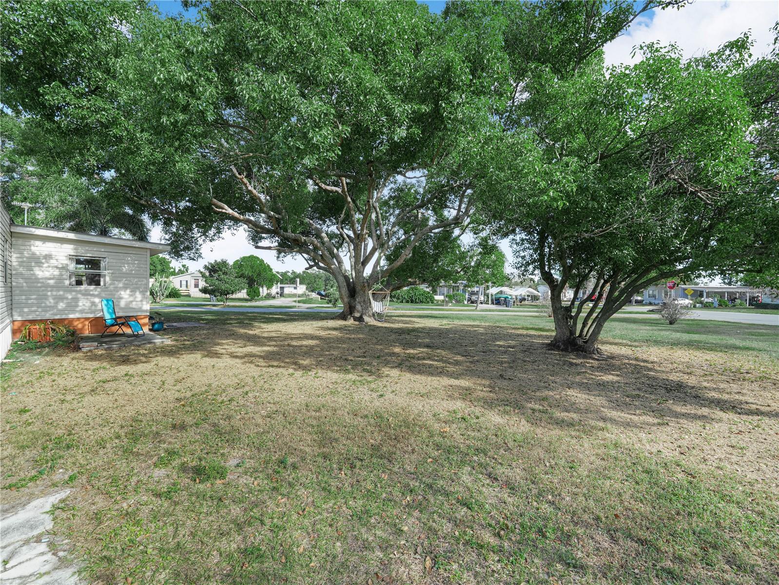 319 1ST AVE N, LAKE WALES, FL — photo 32