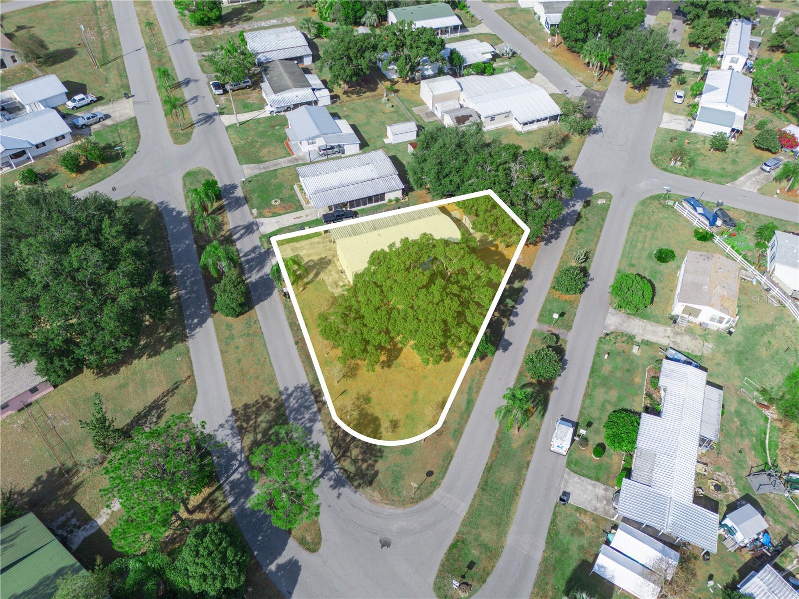 319 1ST AVE N, LAKE WALES, FL — photo 36
