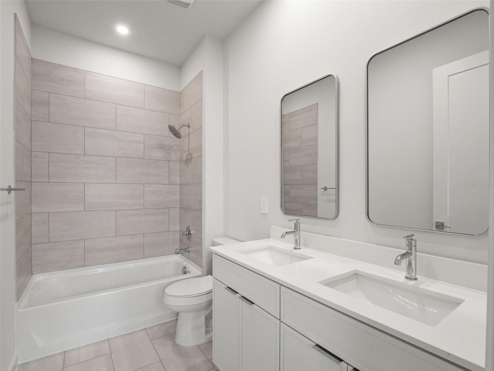 454 SKYFIELD CT, LADY LAKE, FL — photo 30