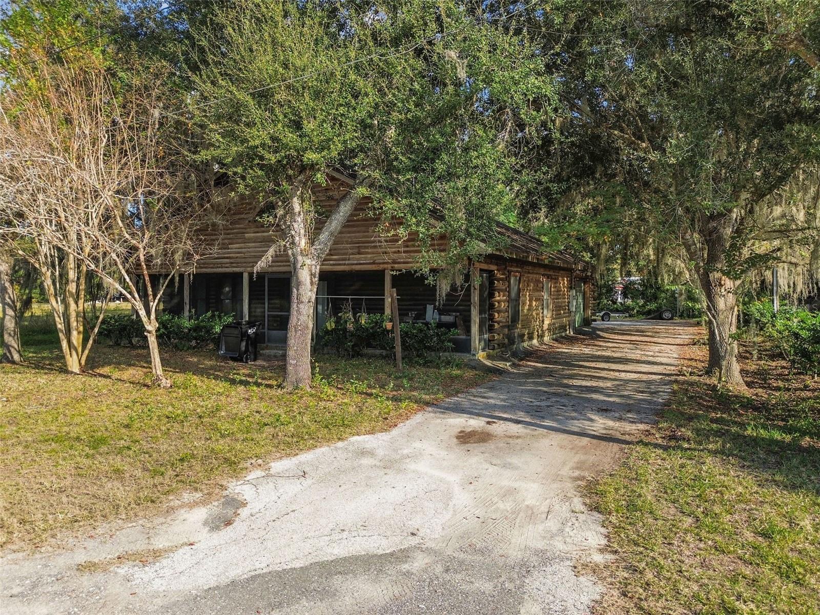 541 BLANCHE AVE, UMATILLA, FL — photo 23