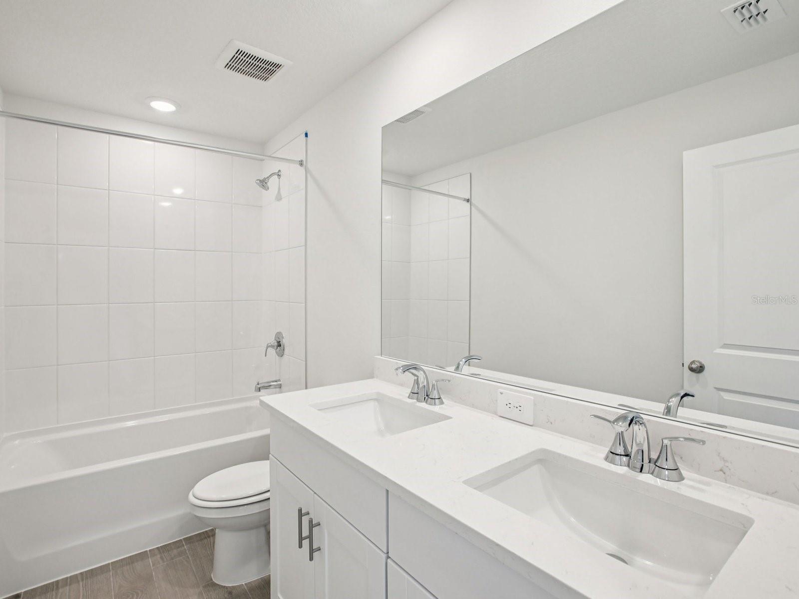 10409 ABUNDANCE GROVE WAY, PARRISH, FL — photo 16