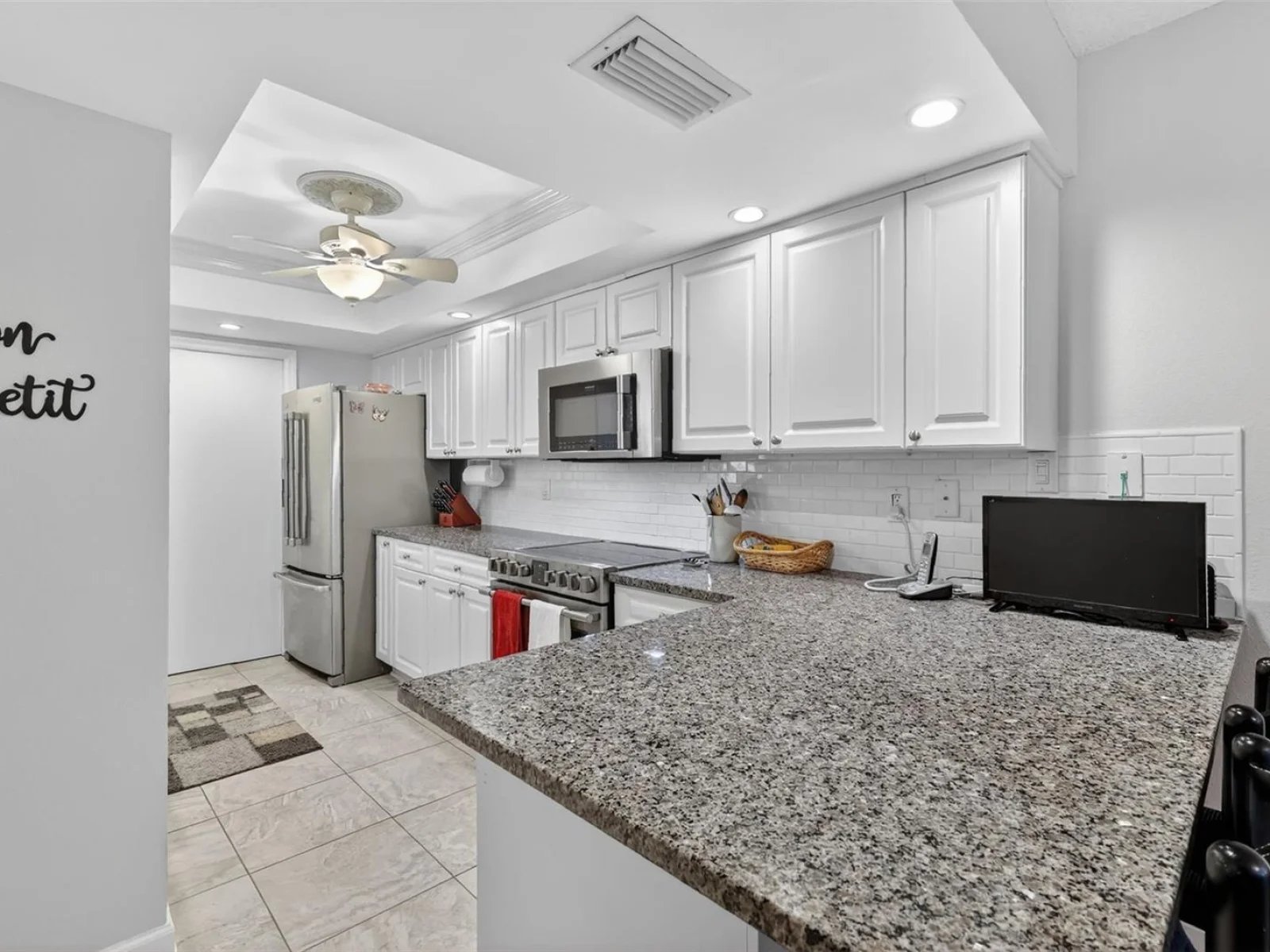 100 S TREMAIN ST #F1, MOUNT DORA, FL — photo 10