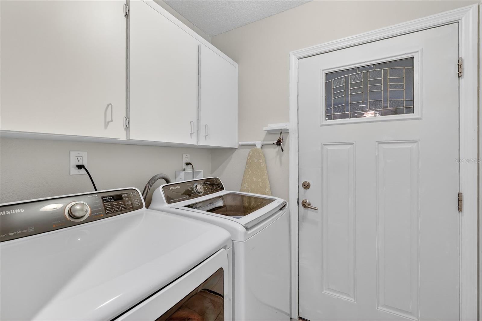 100 S TREMAIN ST #F1, MOUNT DORA, FL — photo 13