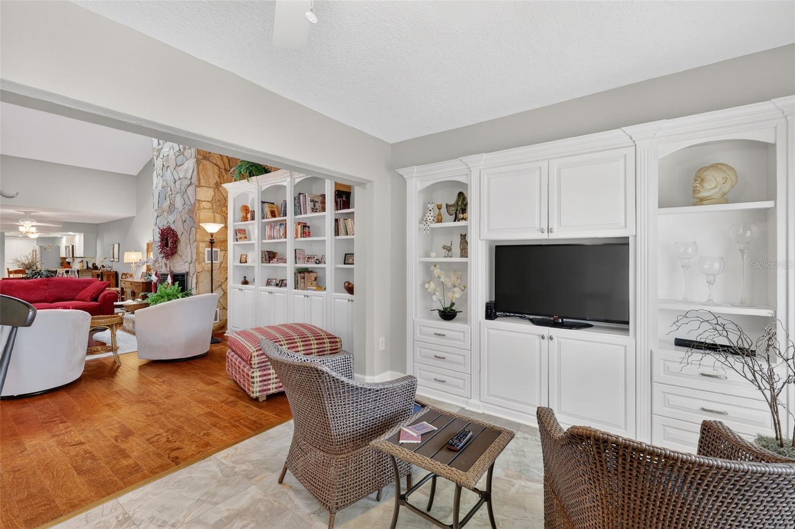 100 S TREMAIN ST #F1, MOUNT DORA, FL — photo 41