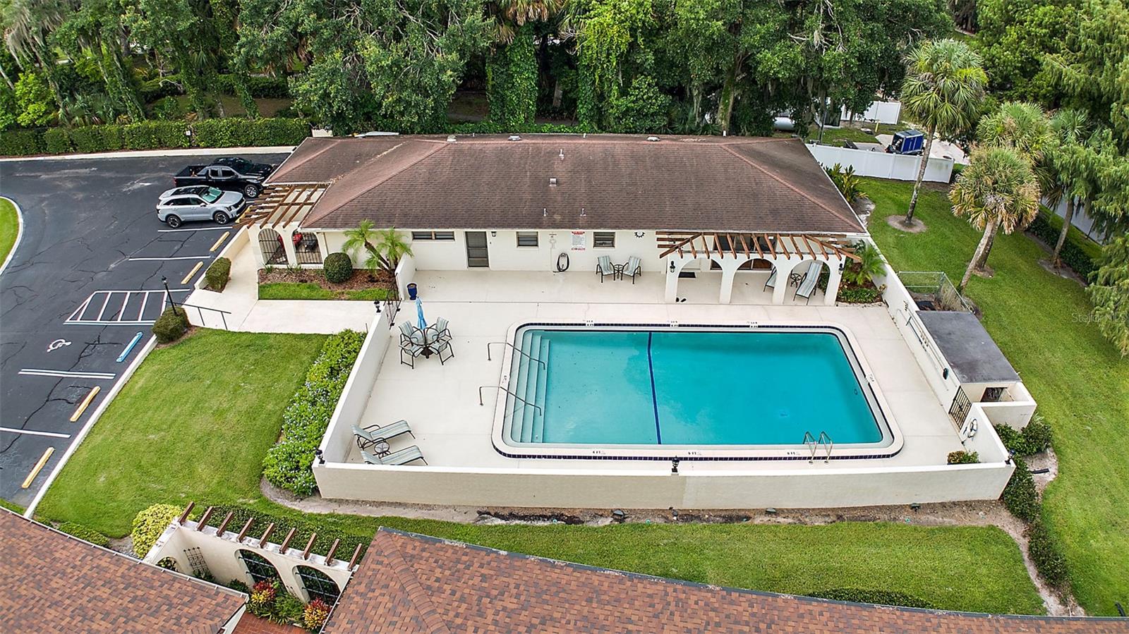 100 S TREMAIN ST #F1, MOUNT DORA, FL — photo 92