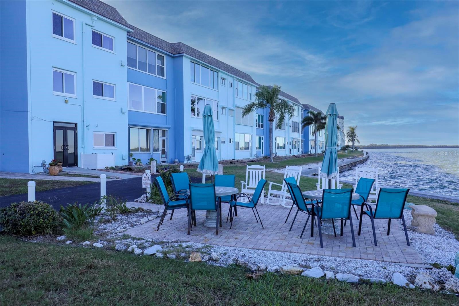 5 GATESHEAD DR #107, DUNEDIN, FL