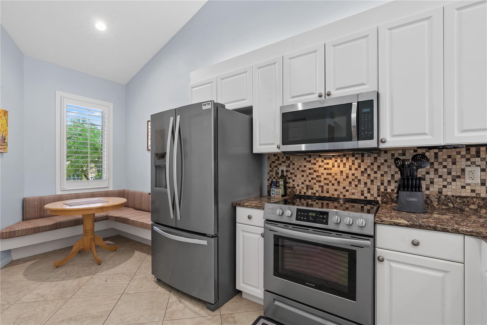 8553 54TH AVENUE CIR E, BRADENTON, FL — photo 4