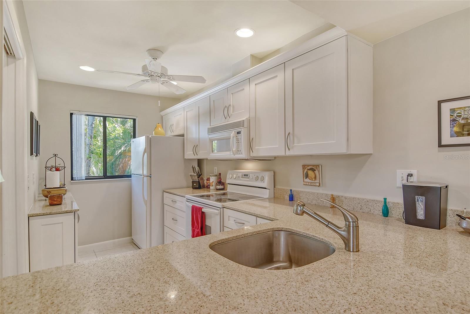 1720 GLENHOUSE DR #GL430, SARASOTA, FL — photo 13