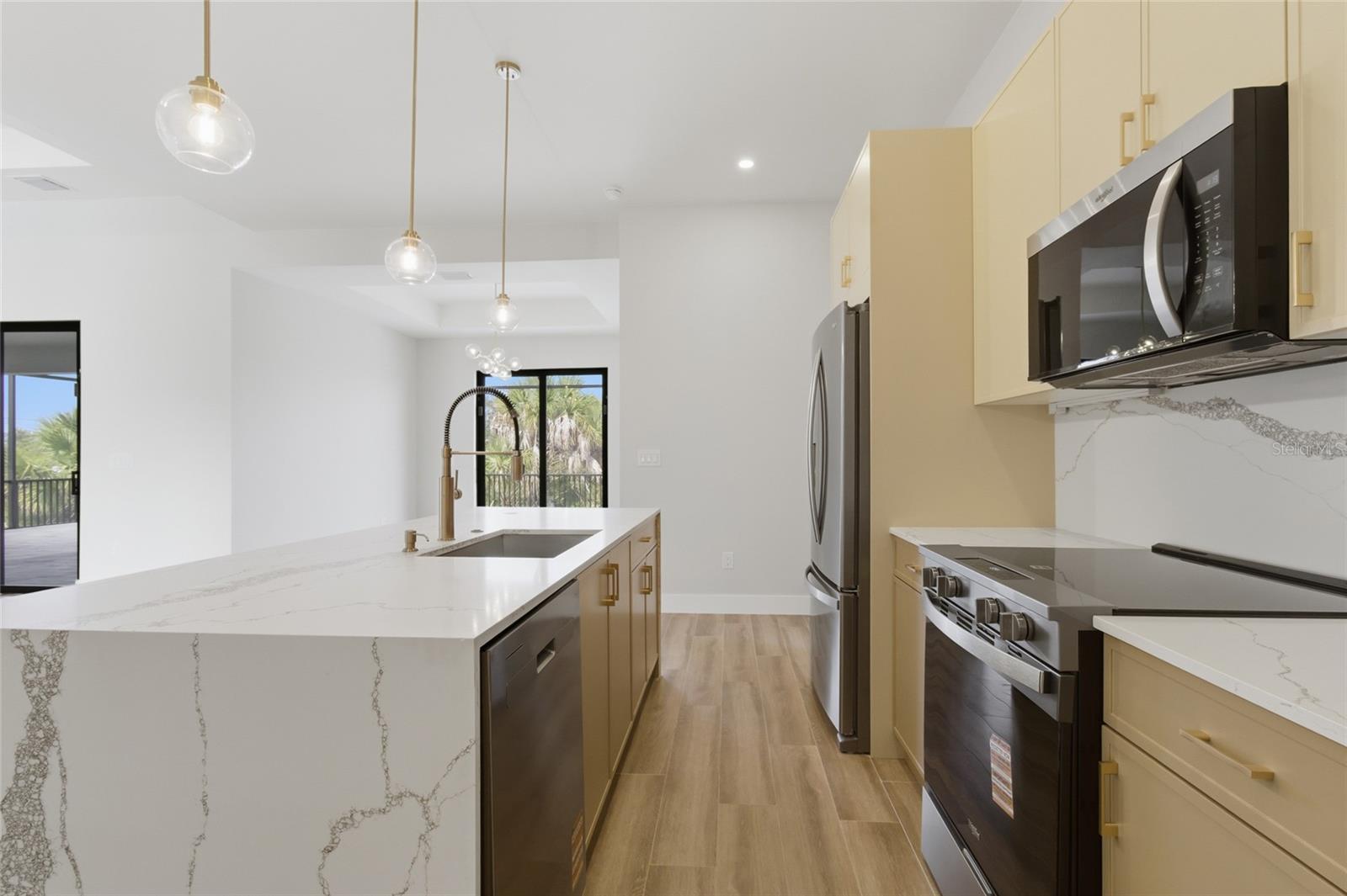 14192 FORT MYERS AVE, PORT CHARLOTTE, FL — photo 18