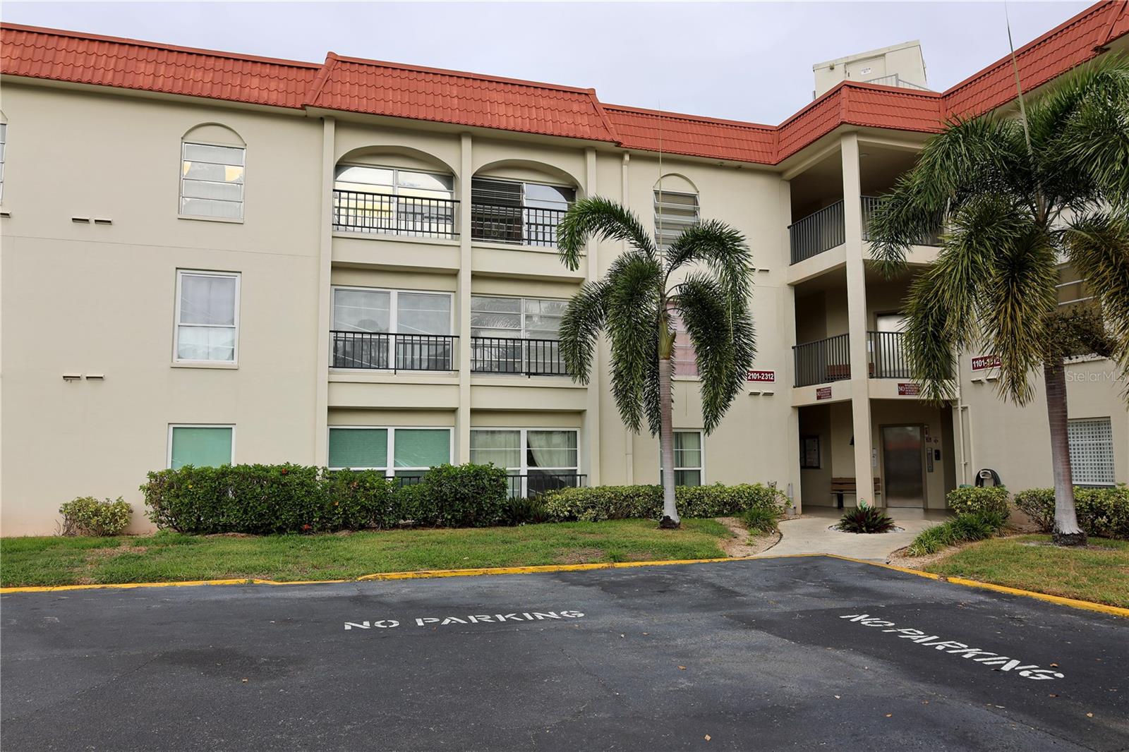 2700 BAYSHORE BLVD #2105, DUNEDIN, FL — photo 2