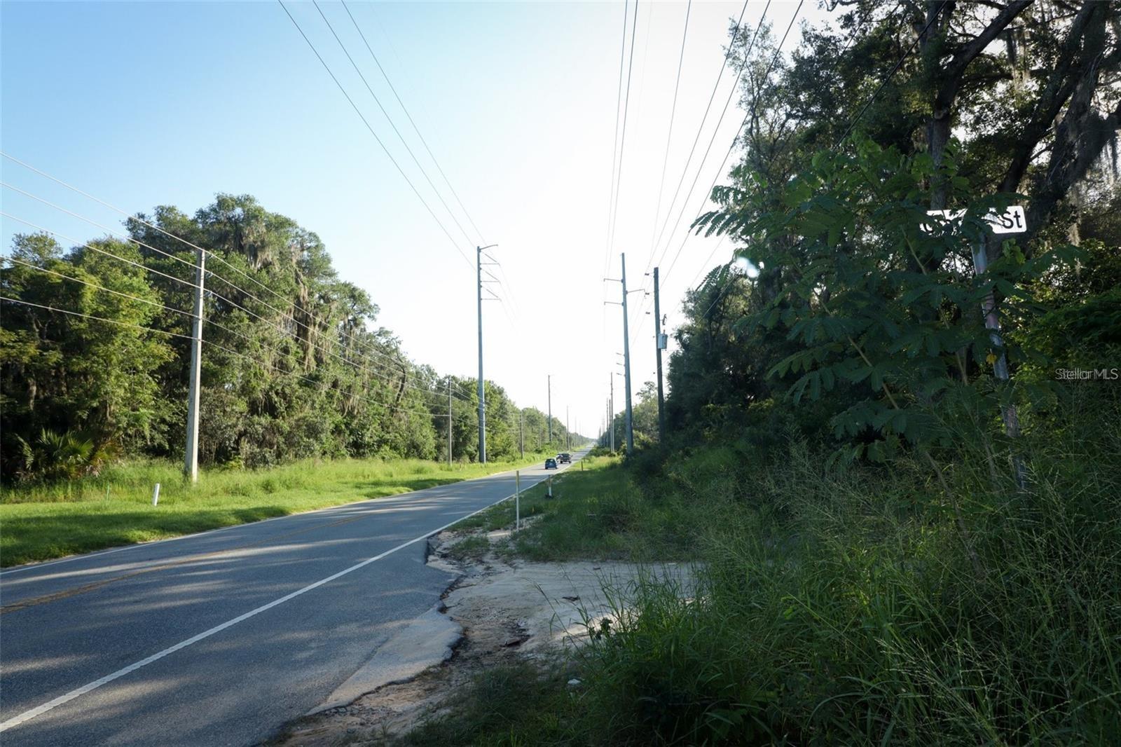 8915 COUNTY ROAD 44, LEESBURG, FL