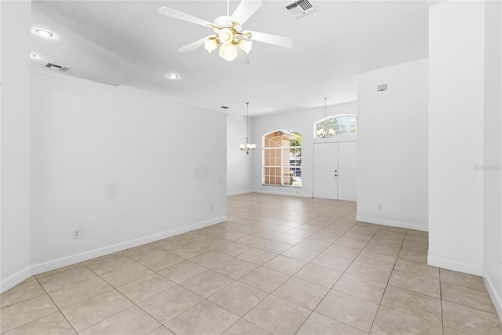 124 BLUE CREEK DR, WINTER SPRINGS, FL — photo 11