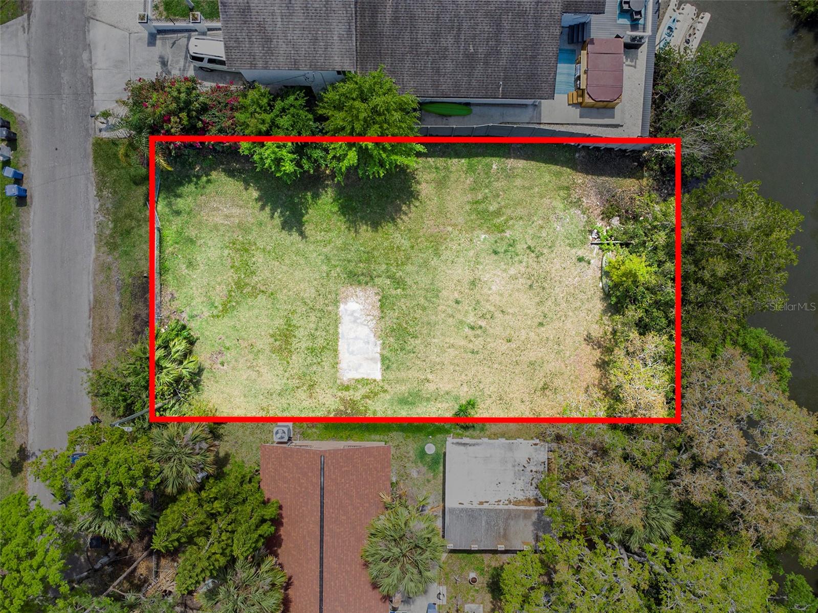 7406 BAY DR, TAMPA, FL — photo 18