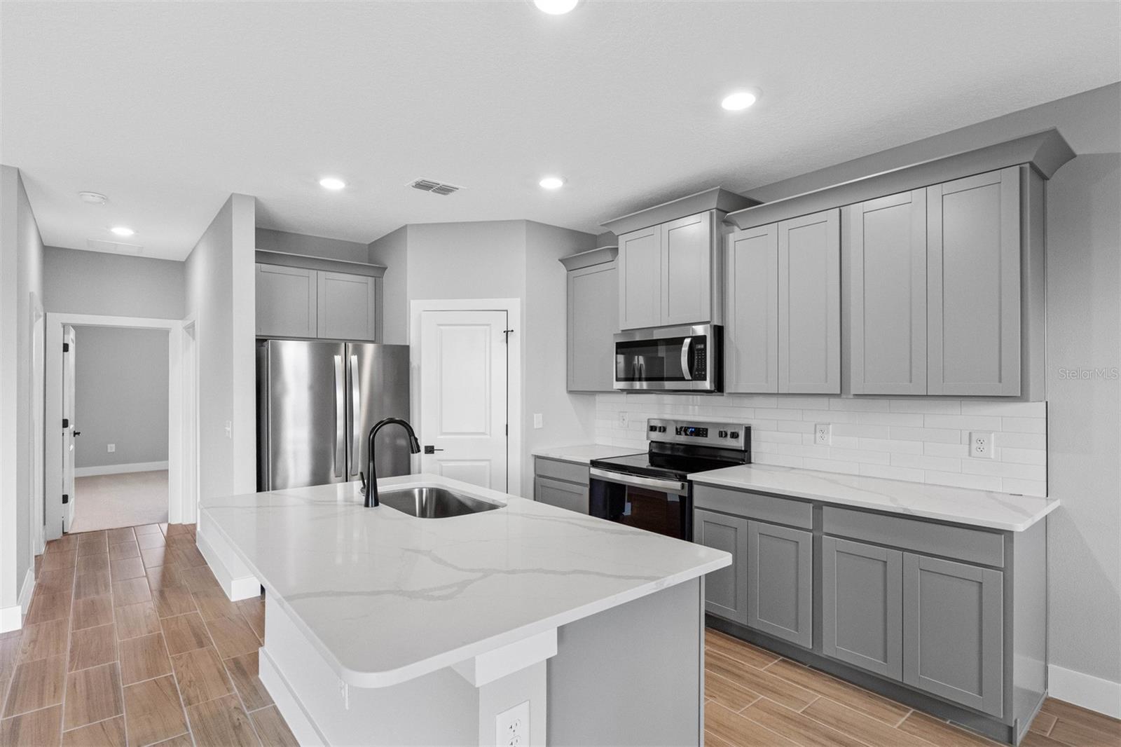 13521 WALDEN SHEFFIELD RD, DOVER, FL — photo 3
