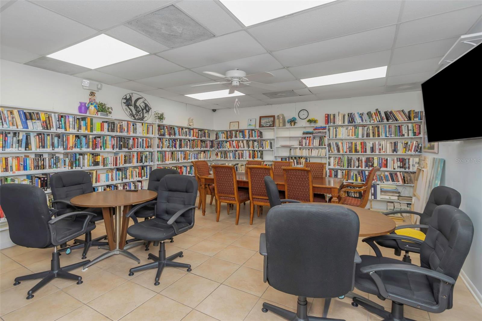 5246 81ST ST N #24, ST PETERSBURG, FL — photo 36