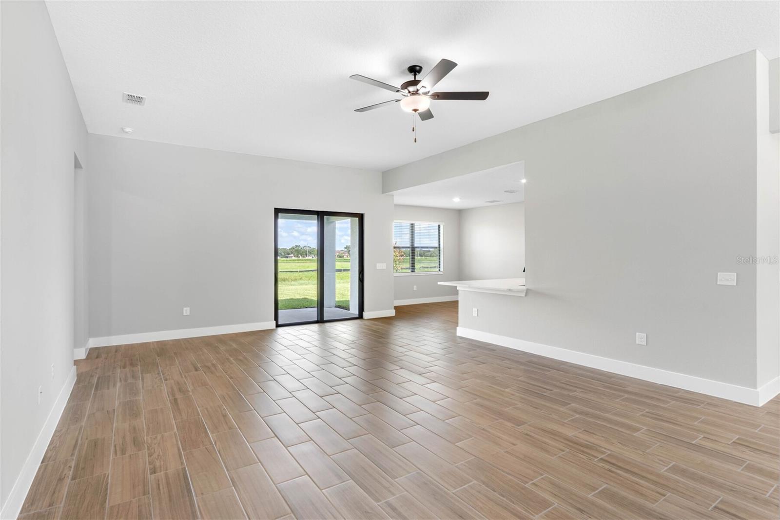 13509 WALDEN SHEFFIELD RD, DOVER, FL — photo 2